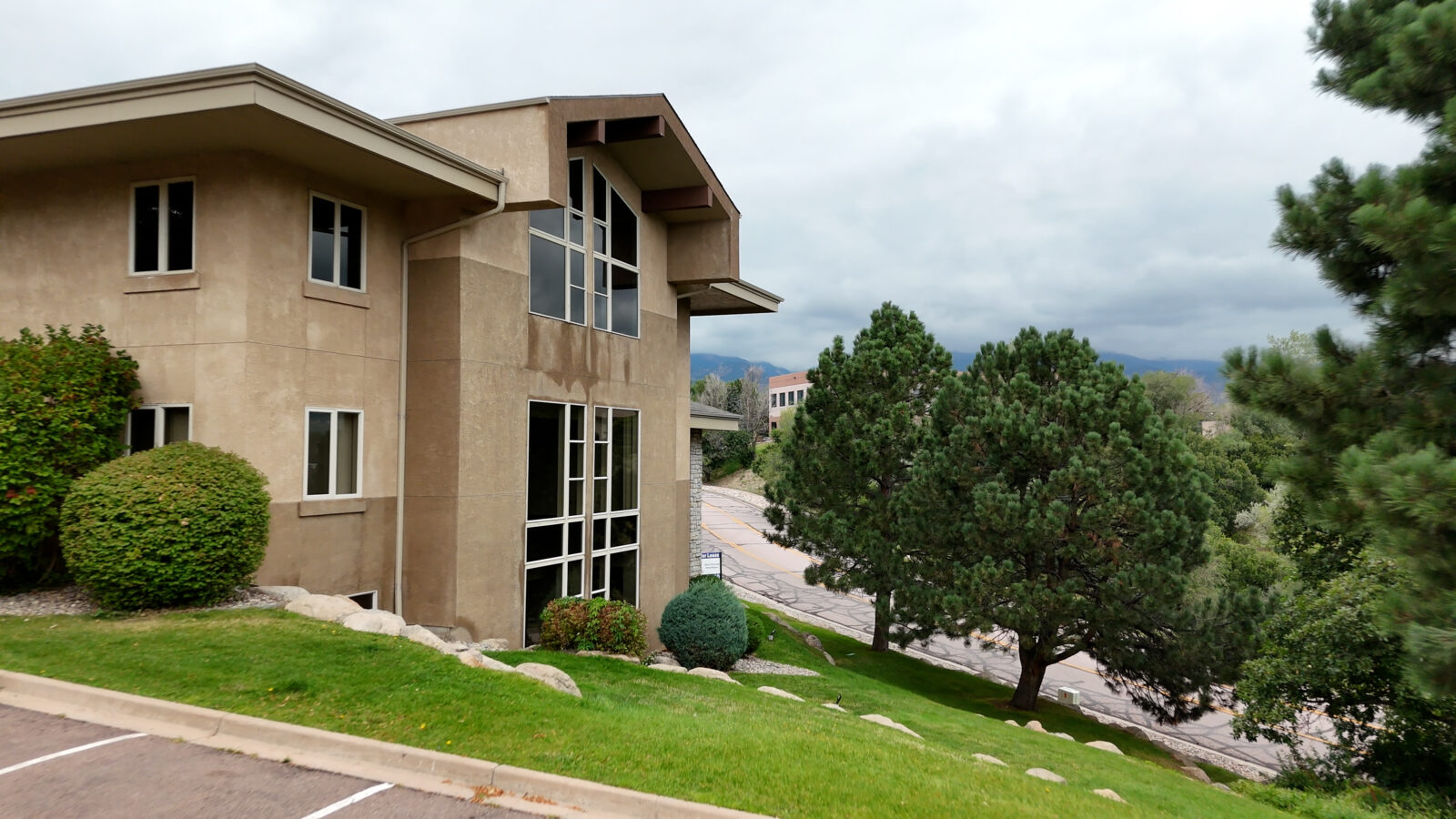 DJI_20250823112038_0324_D.MP4.00_04_26_19.Still011